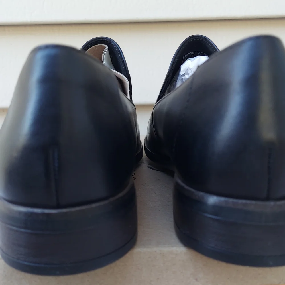 Clarks Trish Black Leather Women's Size 6W Loafers NWT Office Preppy Cottagecore